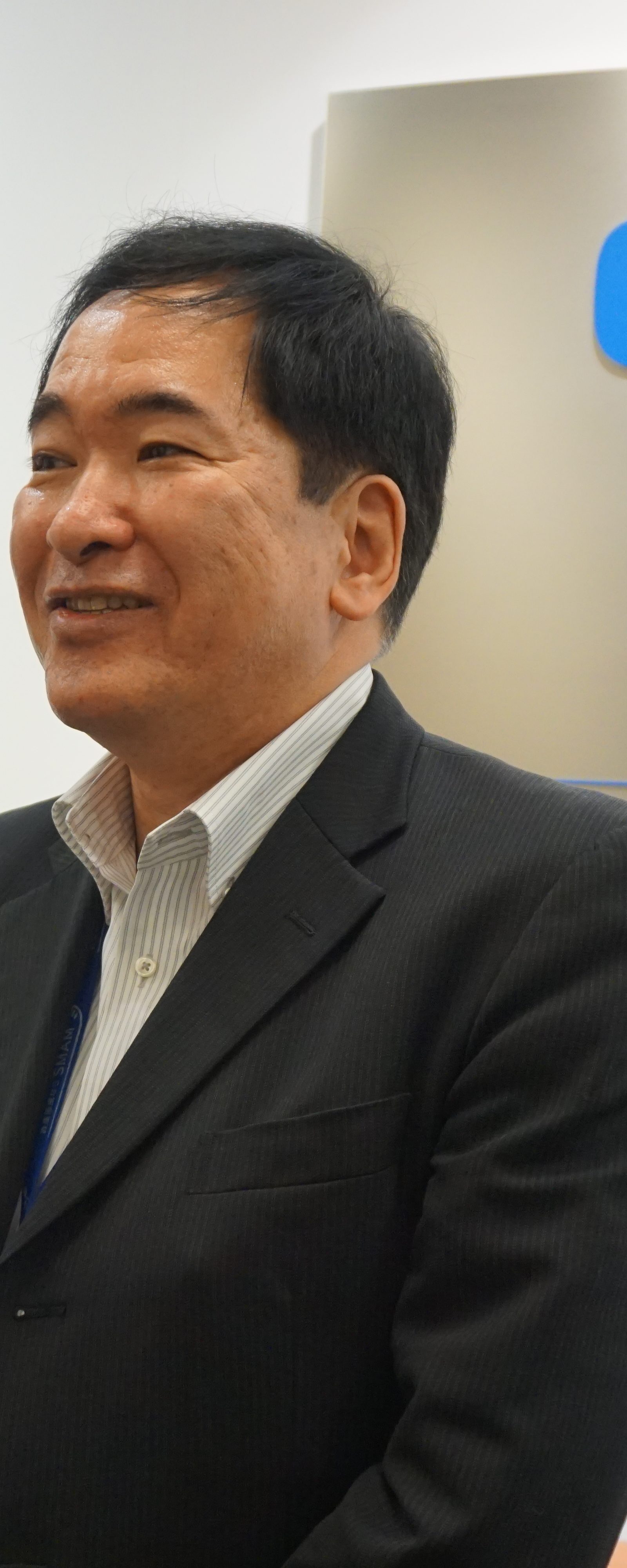 今岡氏